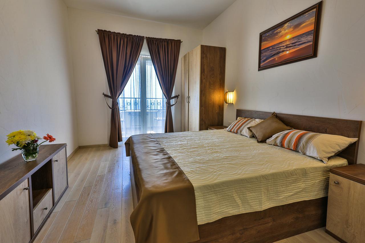 Sunny Villa Jasmine Sveti Stefan Dış mekan fotoğraf