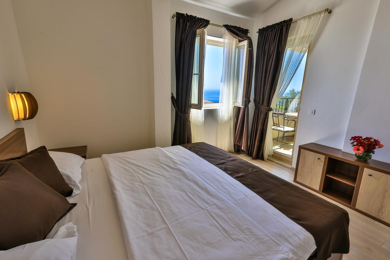 Sunny Villa Jasmine Sveti Stefan Dış mekan fotoğraf
