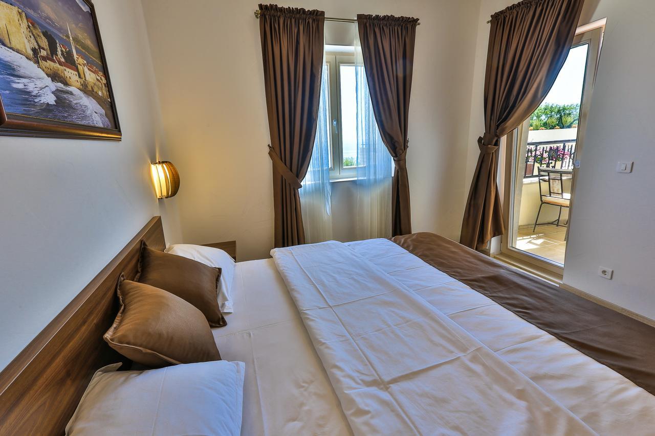 Sunny Villa Jasmine Sveti Stefan Dış mekan fotoğraf